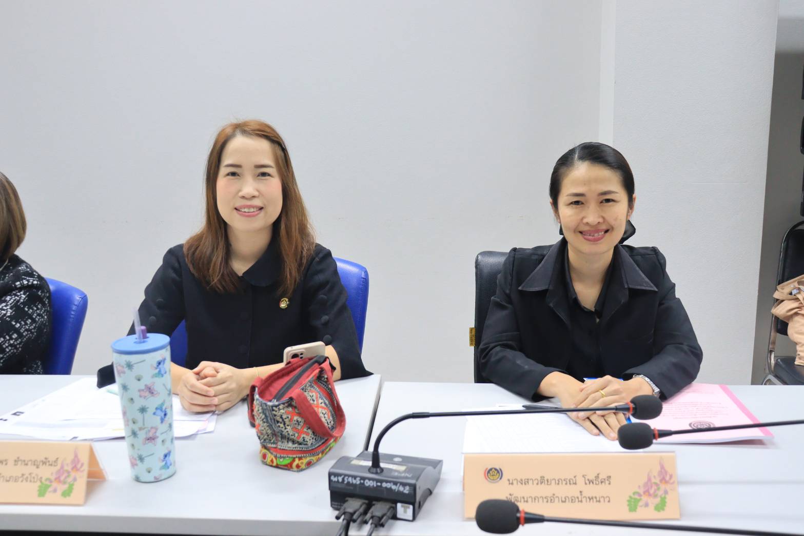 การประชุมเจ้าหน้าที่พัฒนาชุมชน เพื่อมอบนโยบายสู่การปฏิบัติ และติดตามผลการดำเนินงานตามยุทธศาสตร์กรมการพัฒนาชุมชน ประจำเดือนกุมภาพันธ์ 2569