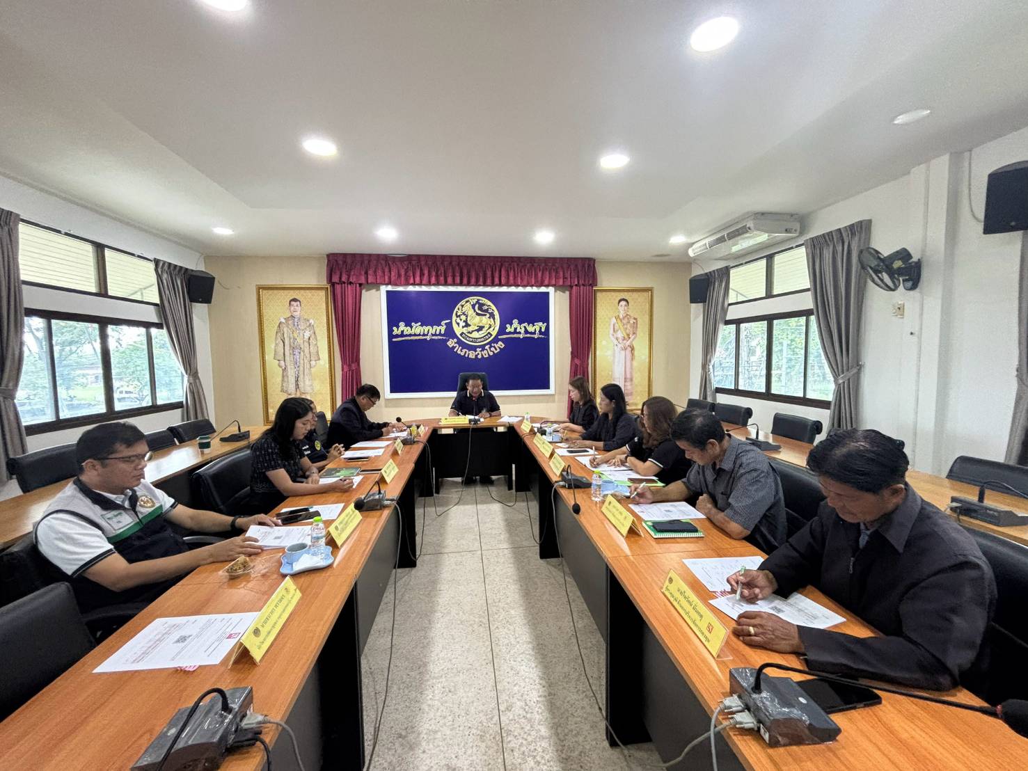 การคณะอนุกรรมการกลั่นกรองและติดตามการดำเนินงานกองทุนพัฒนาบทบาทสตรีอำเภอวังโป่ง ครั้งที่ 5/2569